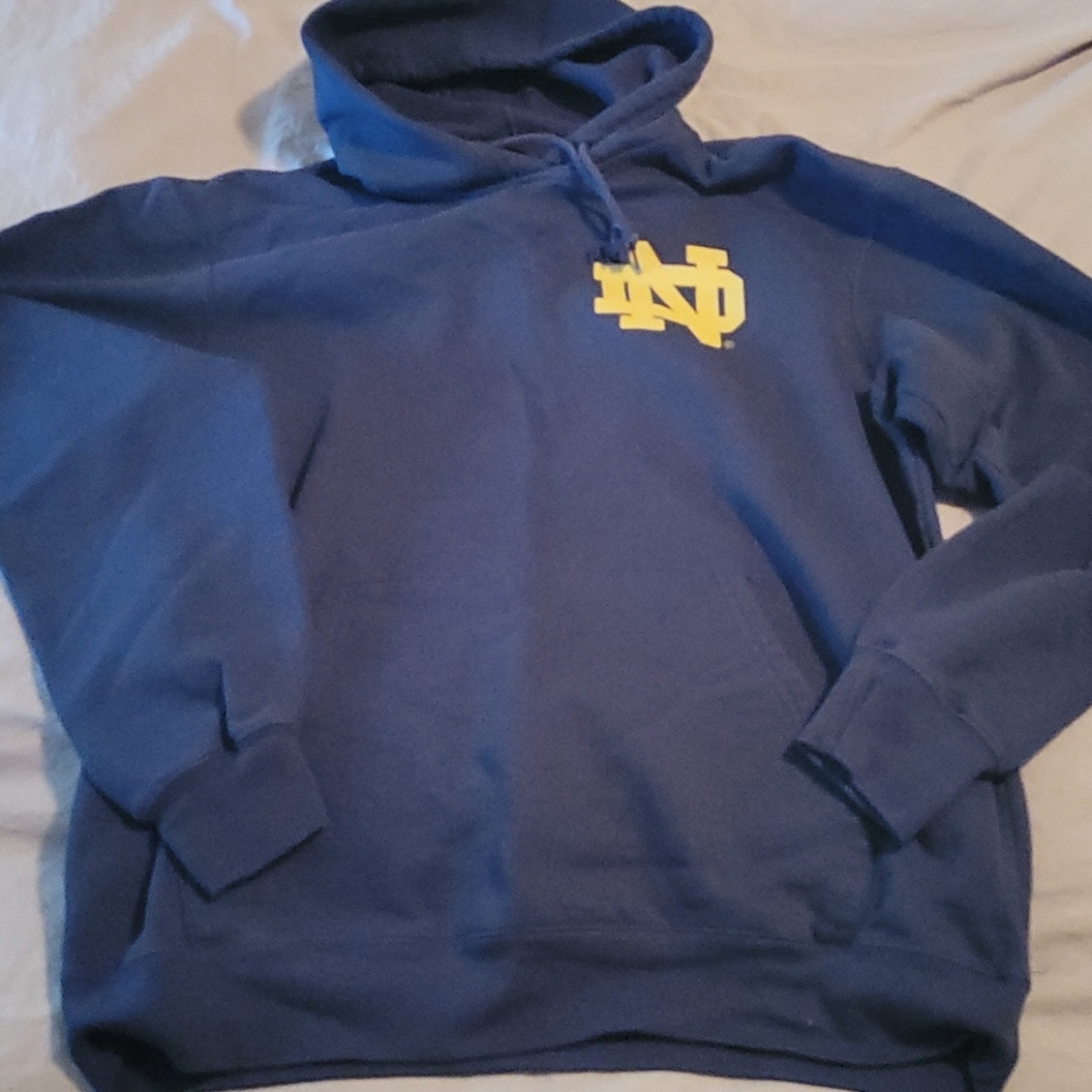 ADIDAS Notre Dame sweatshirt Size M